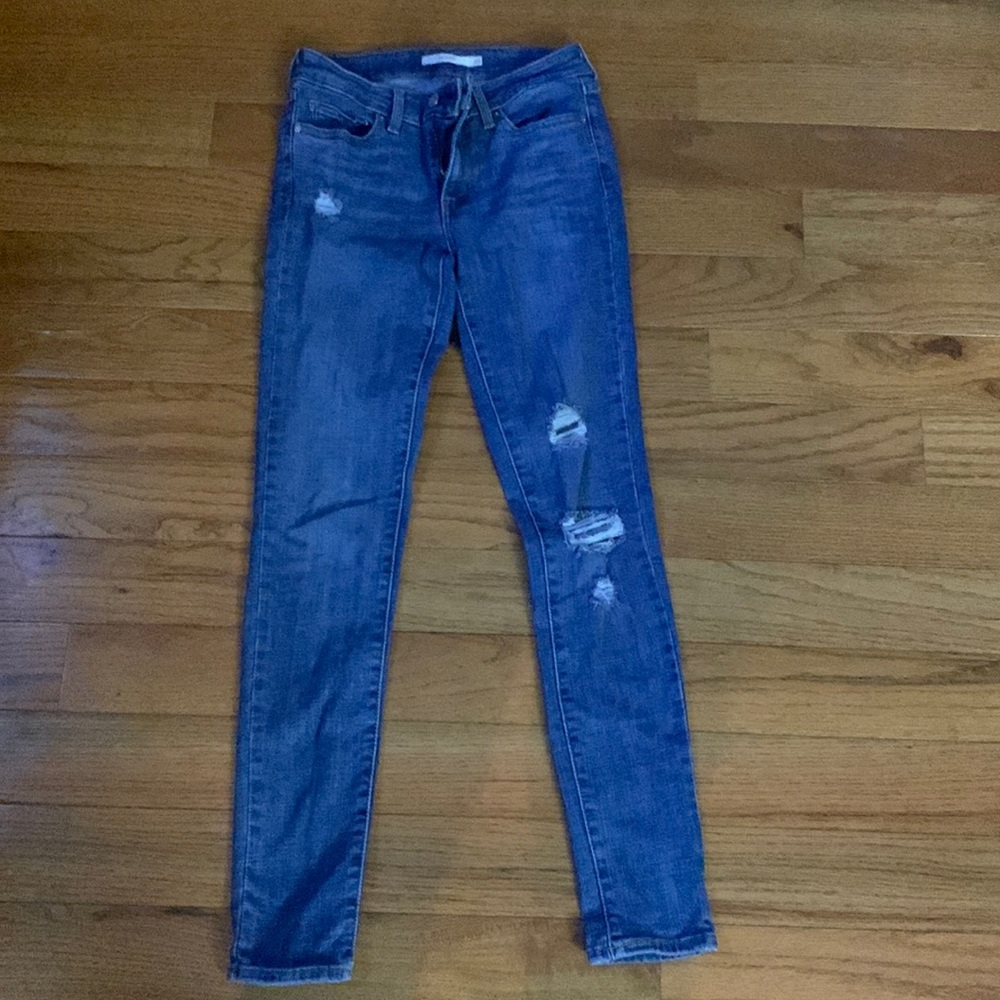 Levi jeans